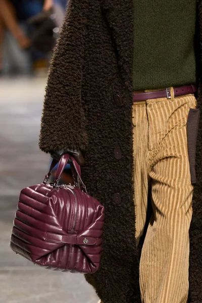 Look 23